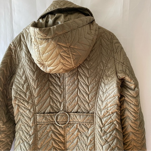 Via Spiga jacket zig zag quilted midi puffer SZ S. NWOT Color Sage. - Picture 11 of 15
